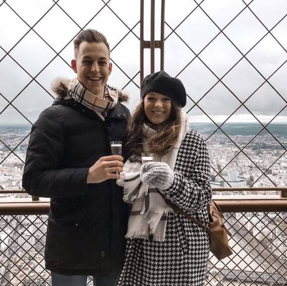 Meet your Posher, Allie - Picture 1 of 1